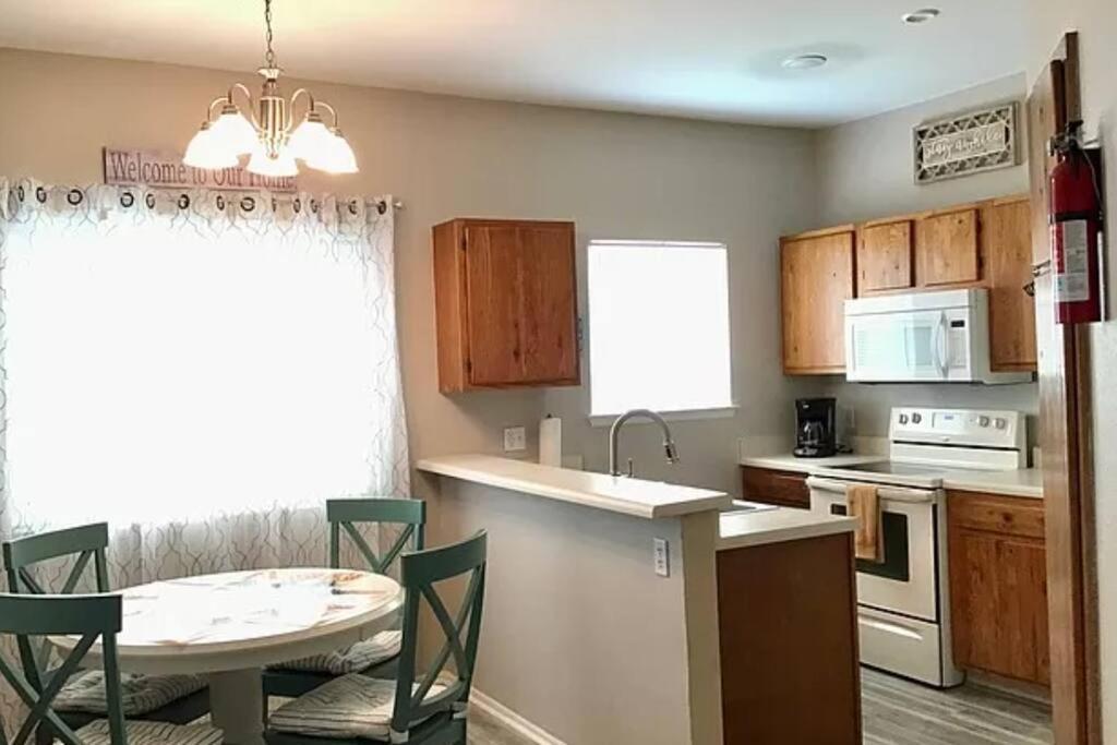 Cozy Beachside Condo With Pool View Corpus Christi Luaran gambar